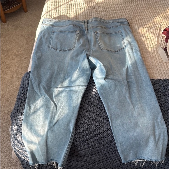 LC Lauren Conrad Blue Boyfriend Jeans with Distressed Knee - Picture 5 of 5